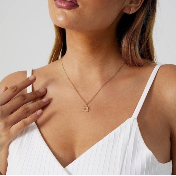 Gold 14k Gold Plated Hollow Sun Pendant Necklace - Picture 3 of 3